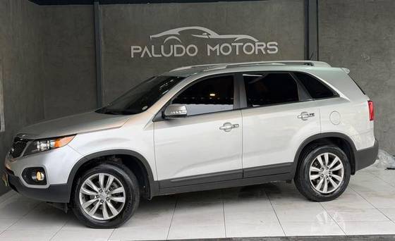 KIA SORENTO 2.4 16V GASOLINA EX AUTOMÁTICO KIA SORENTO 2.4 16V GASOLINA EX AUTOMÁTICO
